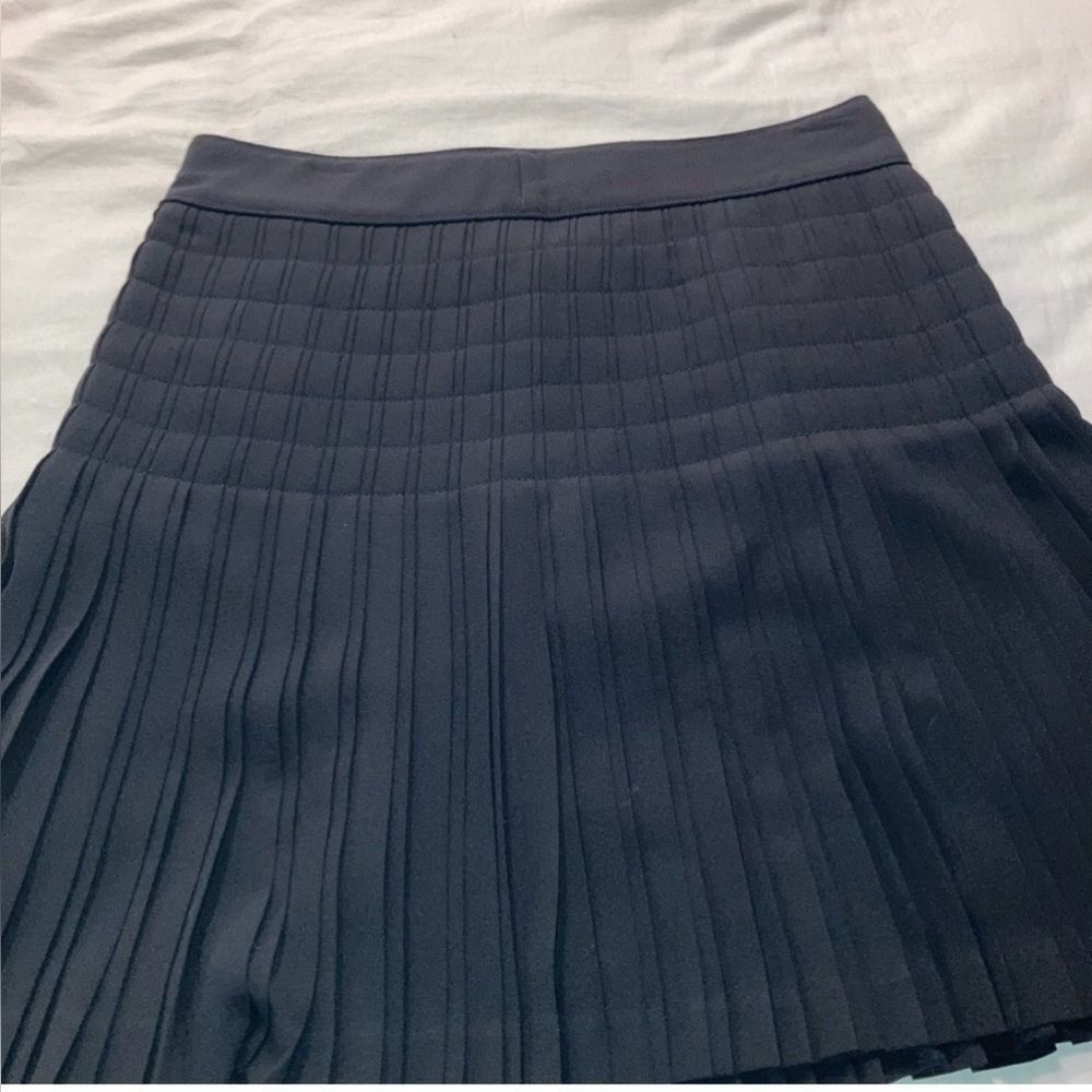 J.crew navy mini pleated skirt size 4